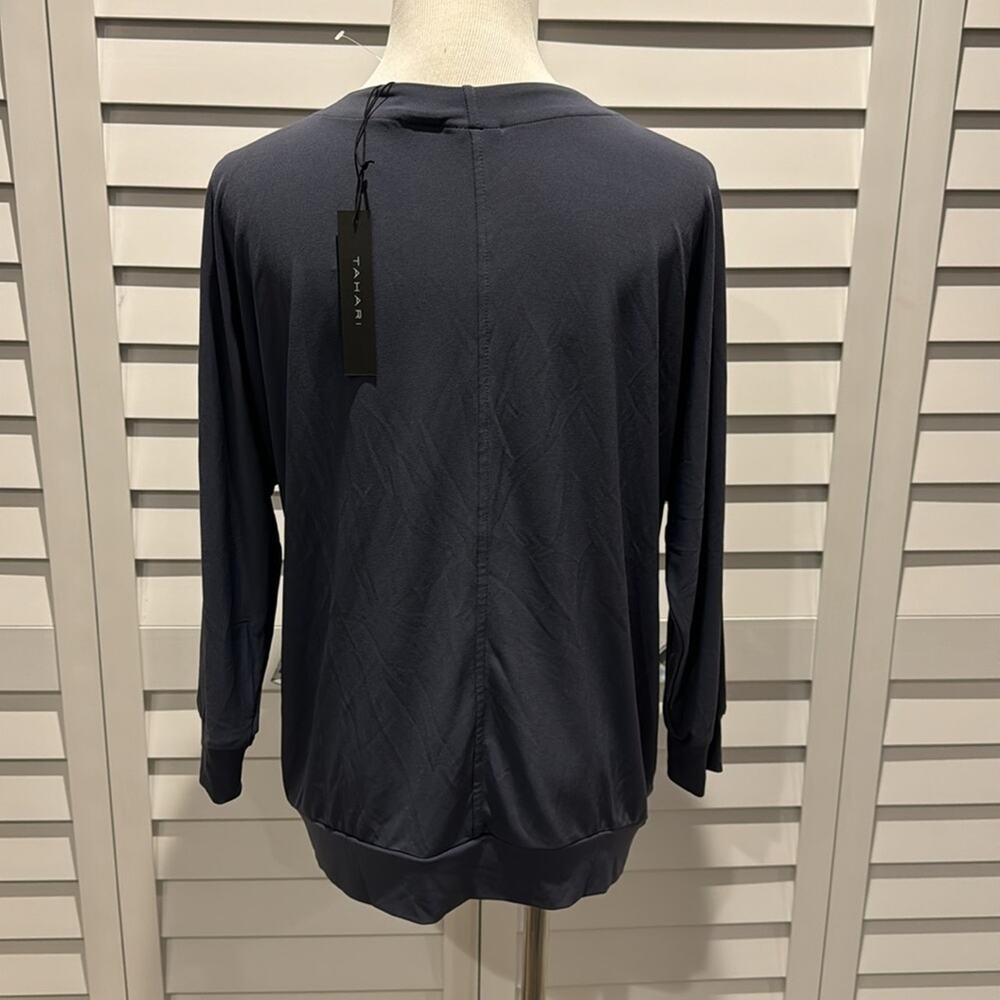 Tahari NWT Top with Chain front detail, soft and comfy! - Picture 6 of 10
